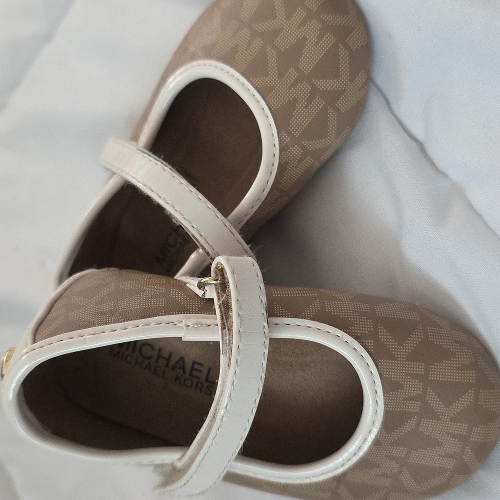Michael Kors Baby Girl Flats